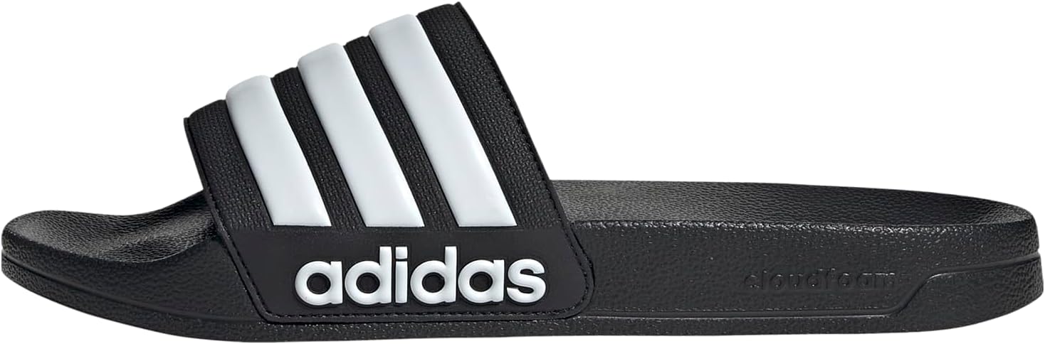 This image best highlights the overall silhouette, branding, and colorway, helping shoppers quickly recognize the model.