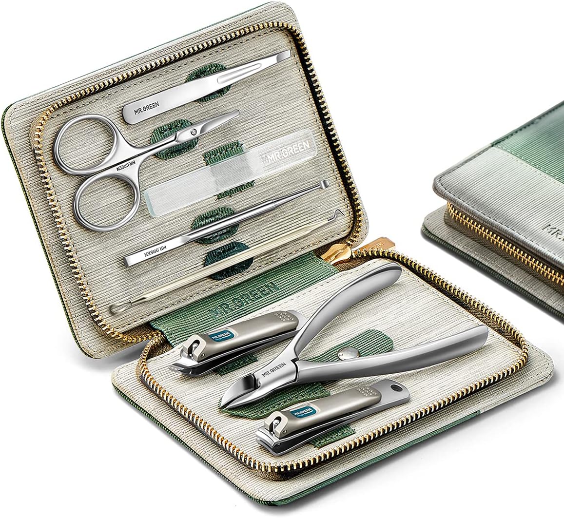 Shows the overall packaging, colorway, and first impression of quality and portability.